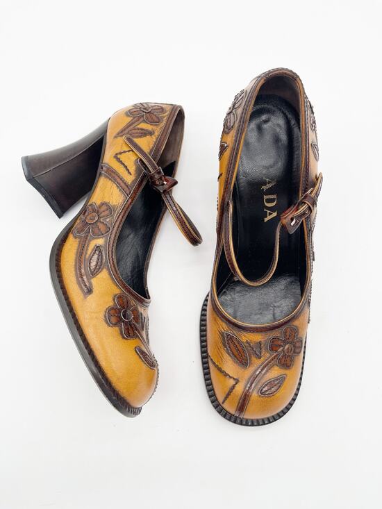 Prada Shoes - Prada Fall 1996 Runway Floral Appliqué Antiqued Leather Mary Jane Heels IT 37.5